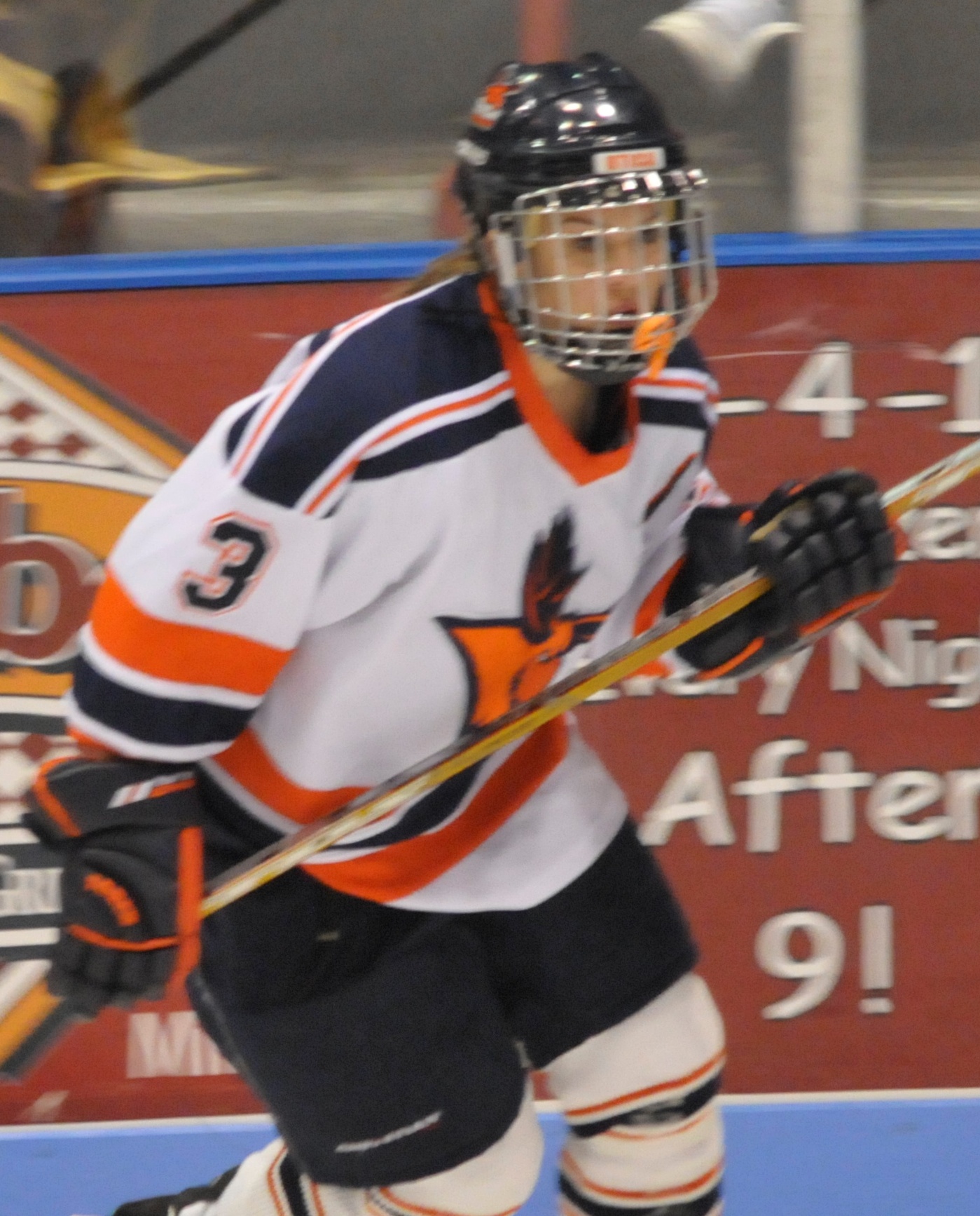 UC WOMEN'S HOCKEY SHUTS OUT TORONTO IN HOME OPENER Athletics News