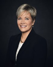 Dr. Laura Casamento
