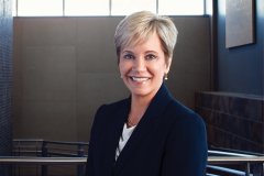 Dr. Laura Casamento