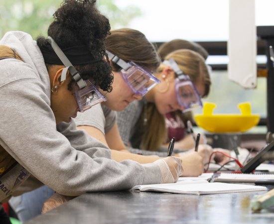 Alyssa Thomas - Chemistry 2018_0012