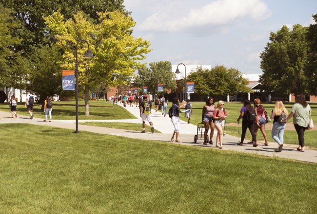 Utica College campus, Academic quad
